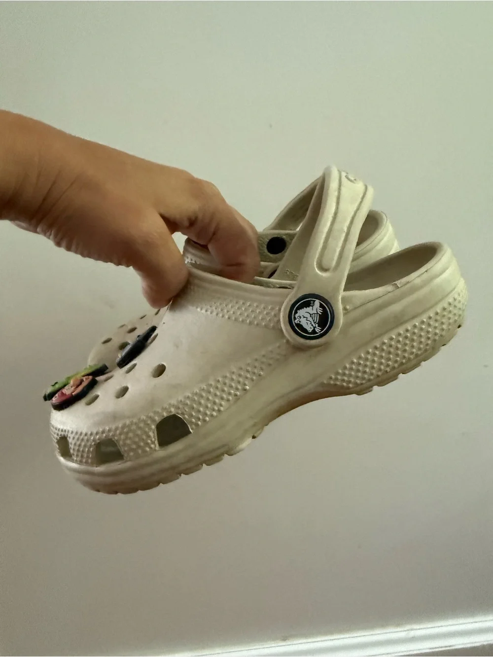 Crocs Kids Classic Clogs 12C Tan Shoes w/ Dino Mario Game Controller Jibbitz